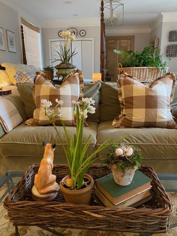 The Olive Bird Chalet In Central Gardens, Memphis Tn المظهر الخارجي الصورة
